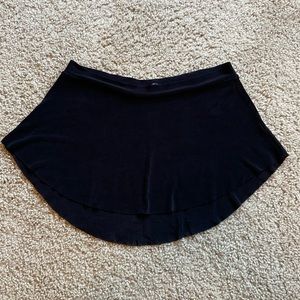 Bullet Pointe Skirt
